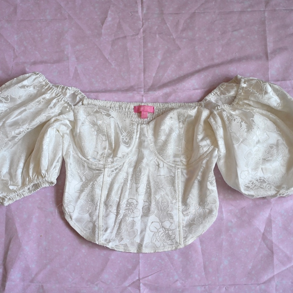 Sugar Thrillz White Crop Top – Size S 🤍✨